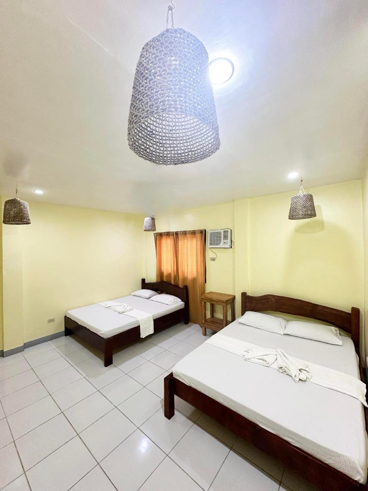 Edgar'S Guest House 몰볼 외부 사진